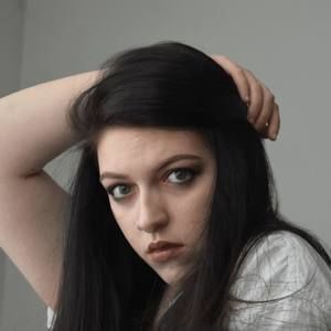 Meet your Posher, Alli